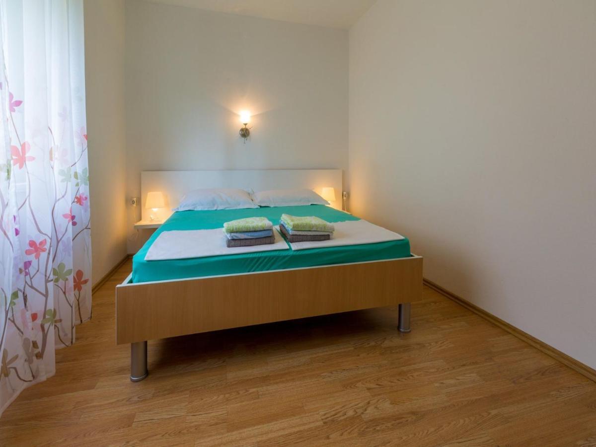 Apartment Mia Crikvenica Esterno foto